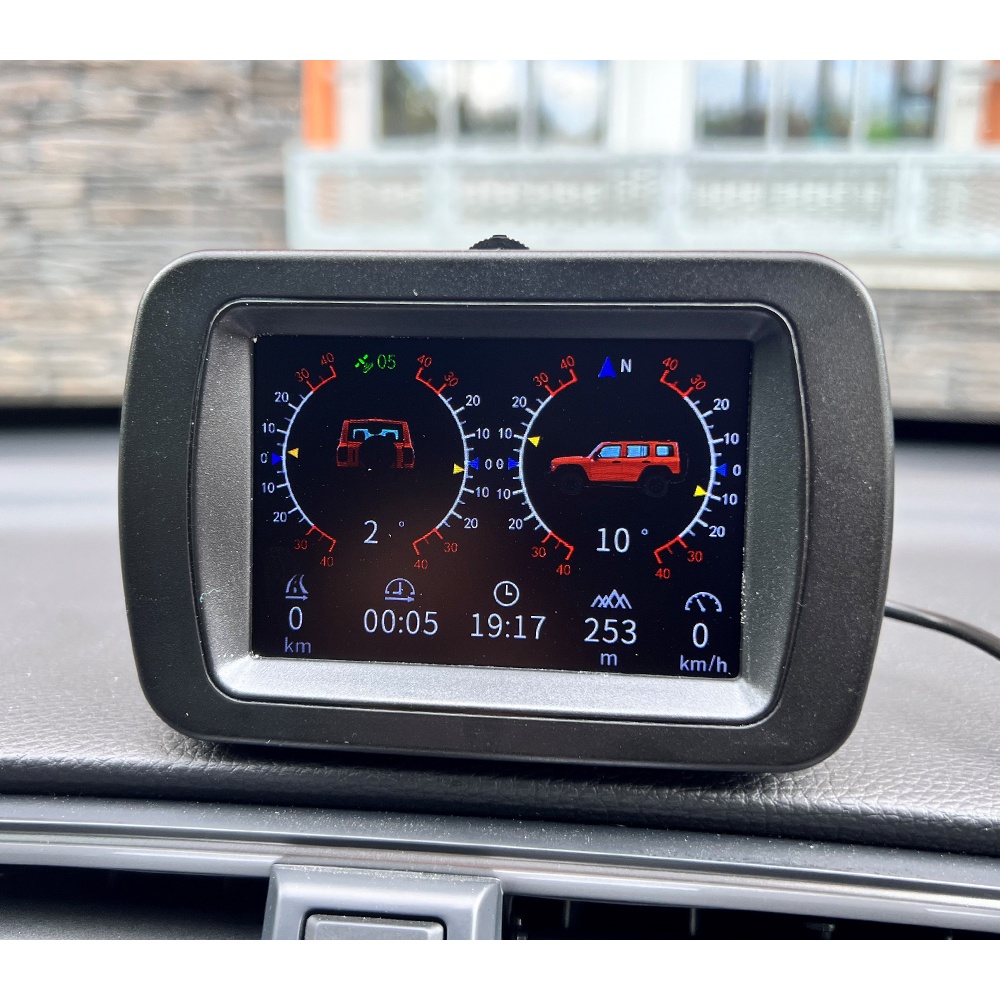 CARCLEVER Palubní DISPLEJ  3,5 LCD, GPS měřič rychlosti s vestavěným víceosým gyroskopem (se143)